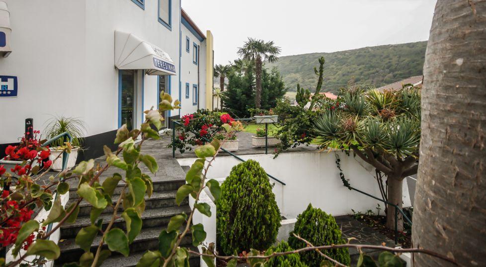 Hotel Teresinha Praia da Vitória Екстериор снимка