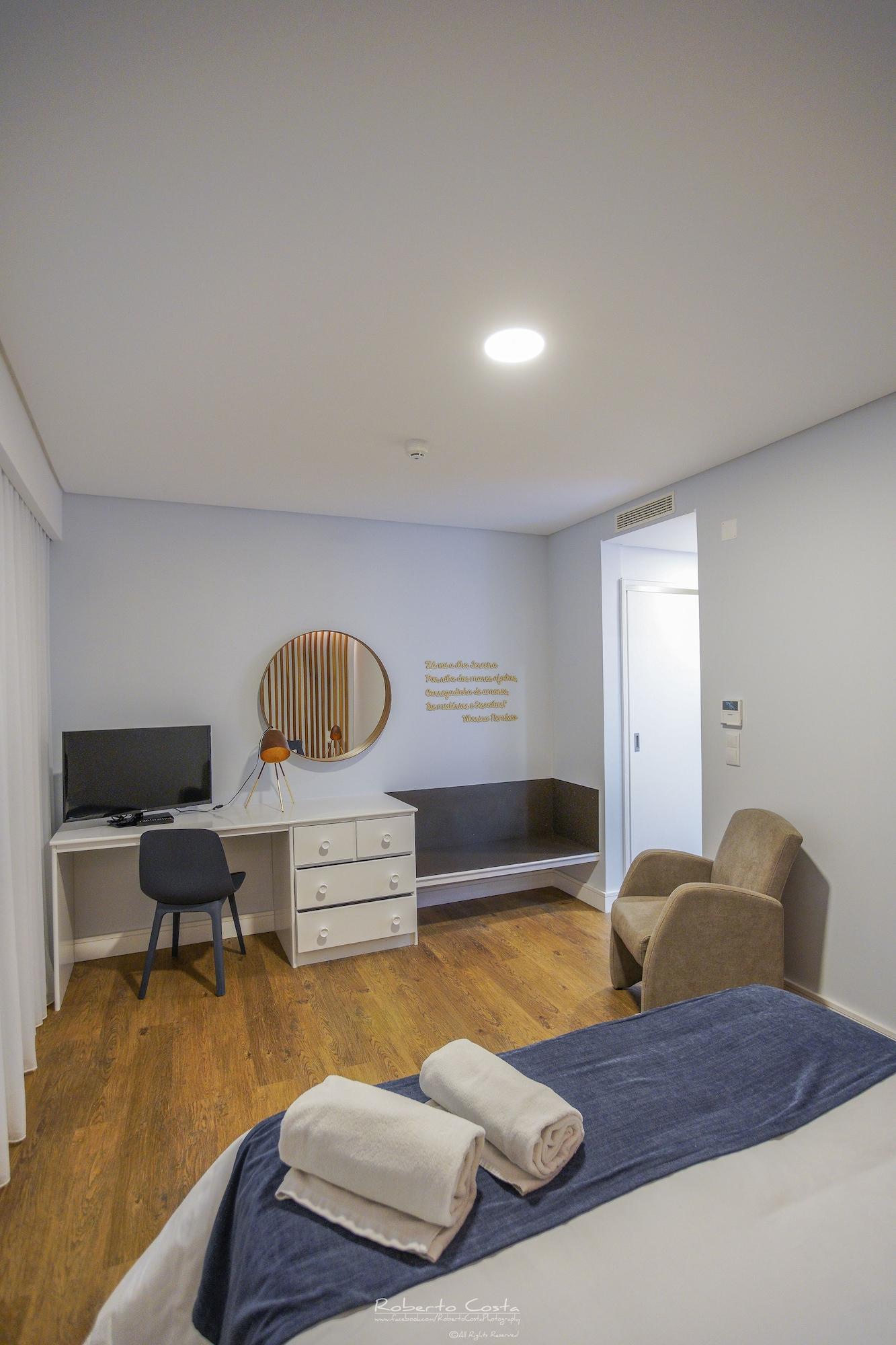 Hotel Teresinha Praia da Vitória Екстериор снимка
