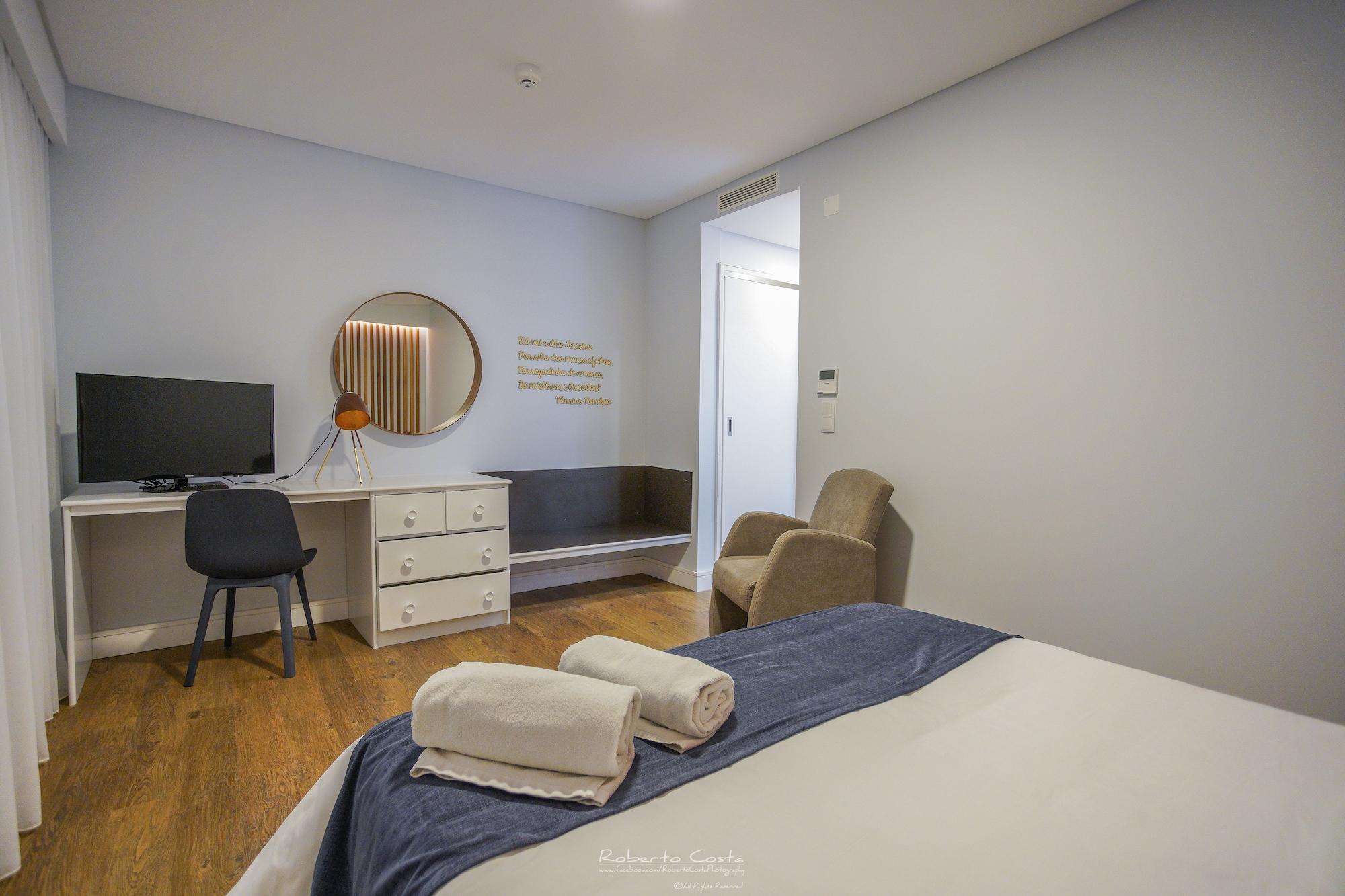 Hotel Teresinha Praia da Vitória Екстериор снимка