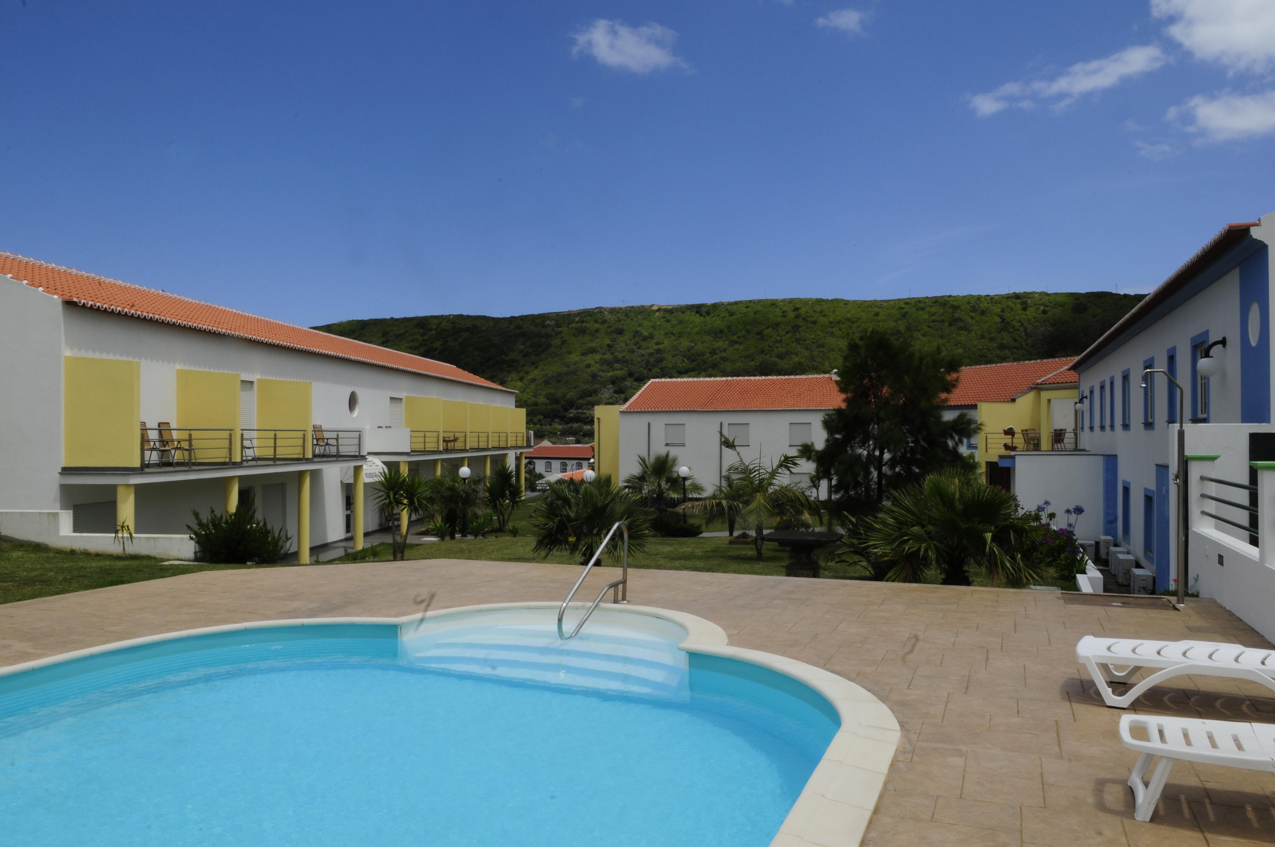 Hotel Teresinha Praia da Vitória Екстериор снимка