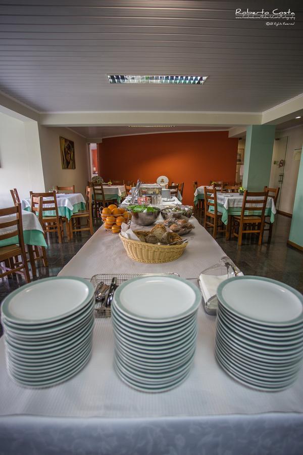 Hotel Teresinha Praia da Vitória Екстериор снимка