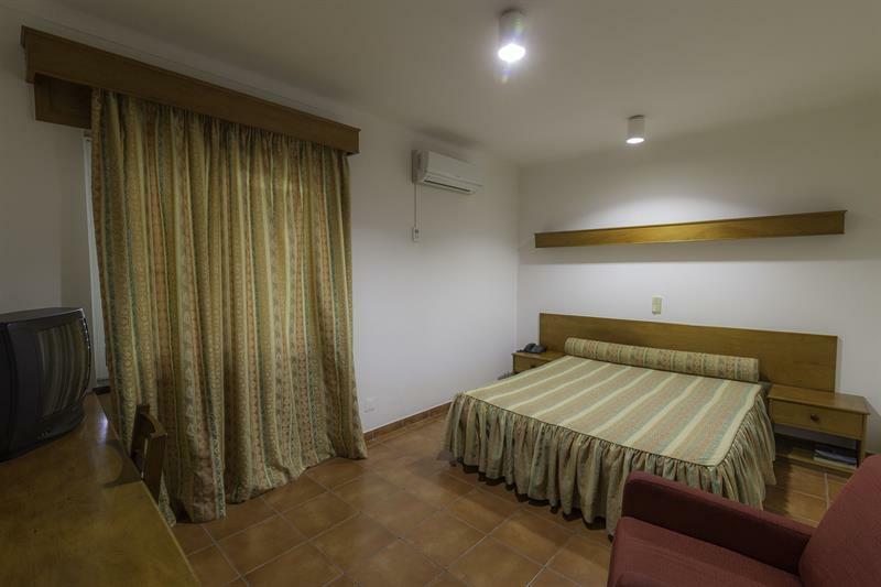 Hotel Teresinha Praia da Vitória Екстериор снимка